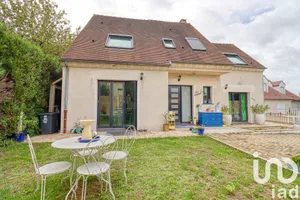 Maison à Pontoise (95300)