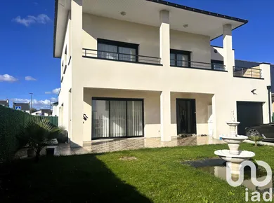 Architectural house in Saint-Brieuc (22000)