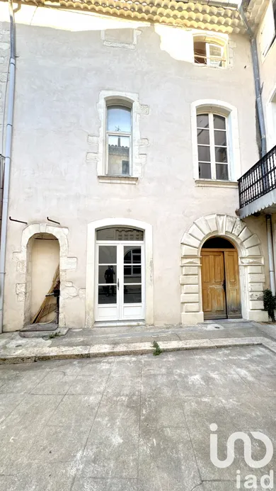 Townhouse in Pont-Saint-Esprit (30130)