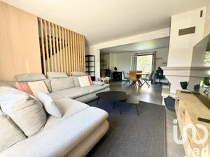 House at Pontault-Combault (77340)