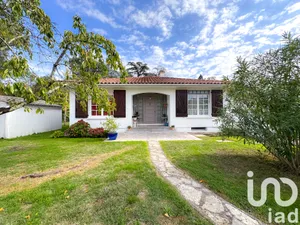 House at Le Passage (47520)