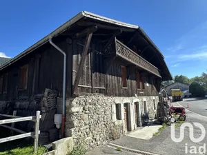 Immeuble à Arâches-la-Frasse (74300)
