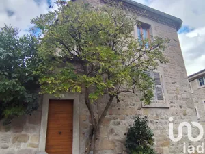 Maison à Saint-Bonnet-le-Château (42380)