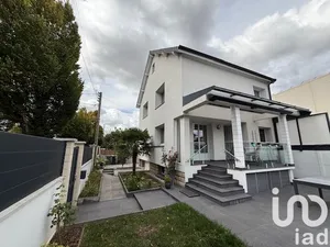 Maison traditionnelle à Morangis (91420)