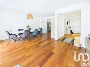 Architectural house in Sainte-Geneviève-des-Bois (91700)