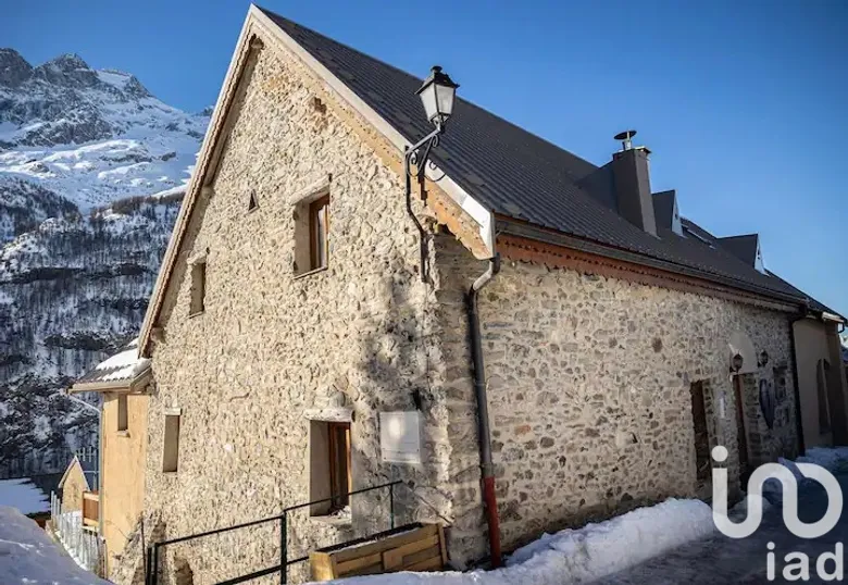 Maison 9 pièces 261 m² · à Villar-d'Arene · 261,4 m² · 850 000 €