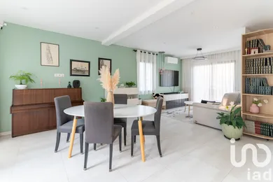 Maison traditionnelle à Condé-Sainte-Libiaire (77450)