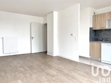 Appartement à Fresnes (94260)