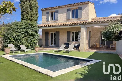 Maison traditionnelle à Pertuis (84120)