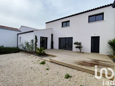 Maison à La Rochelle (17000)