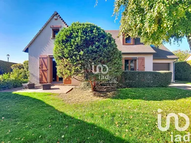 House at Soindres (78200)