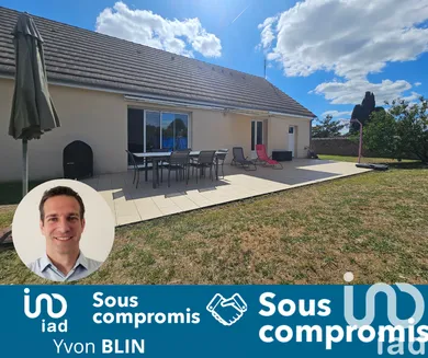 House at Le Luart (72390)