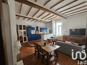 Apartment in Roquevaire (13360)