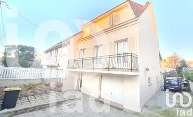 Maison à Saint-Denis (93200)