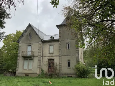 Architectural house in Nouzerines (23600)