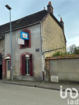 Maison à Saint-Julien-du-Sault (89330)