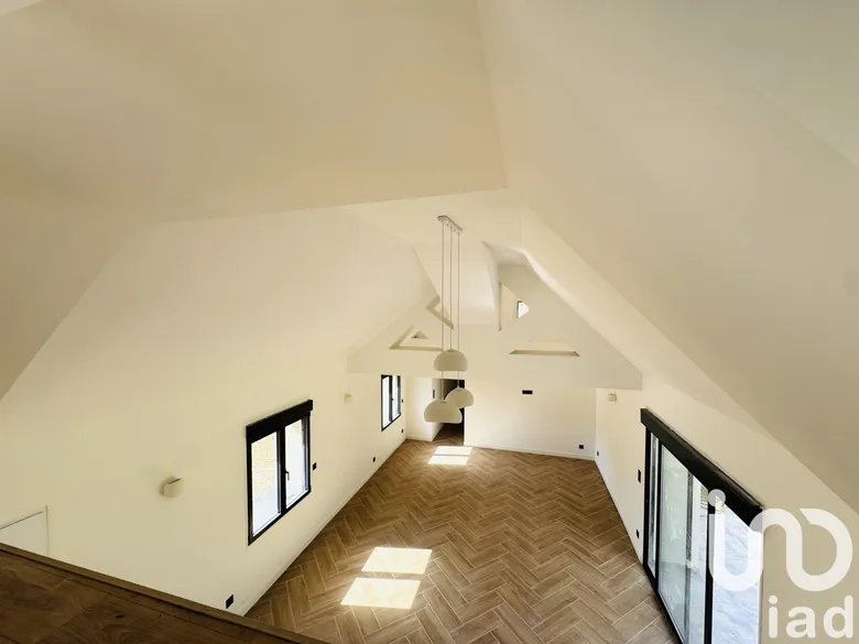 Maison 4 pièces 121 m² · à Sainte-Gemme-Moronval · 121 m² · 310 000 €