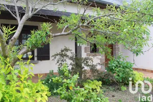 House at Saint-Jean-sur-Mayenne (53240)