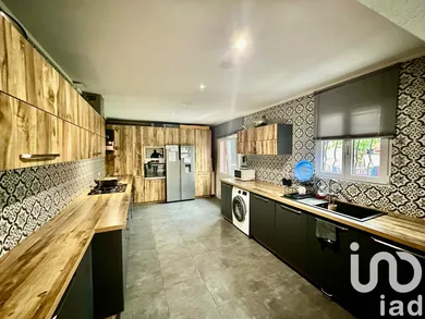 House at Bondy (93140)