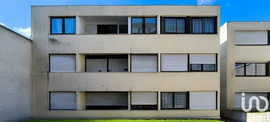 Apartment at Bordeaux (33800)