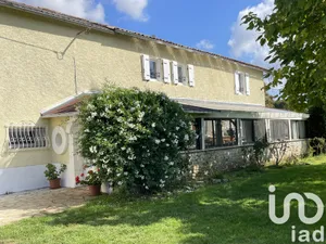 Maison à Mairé-Levescault (79190)
