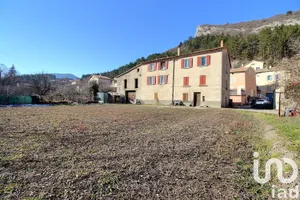 Building in Séderon (26560)