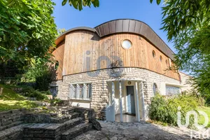 Building at Vitry-sur-Seine (94400)