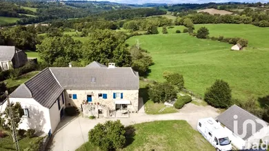 Maison à La Salvetat-Peyralès (12440)