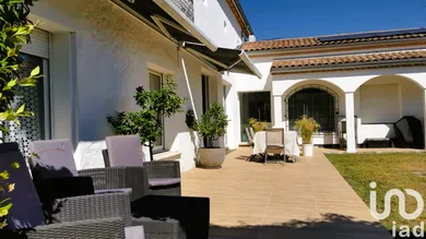 House at Mérignac (33700)