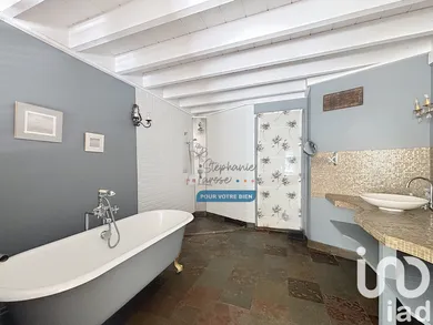 Architectural house in Noiseau (94880)