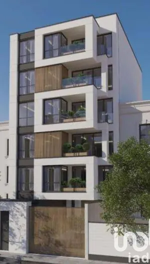 Building at Argenteuil (95100)