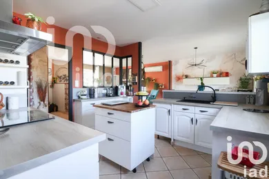 House at Nieul (87510)