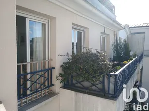 Apartment in La Garenne-Colombes (92250)
