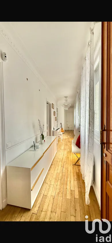 Apartment at Paris (75020)