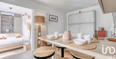 Apartment at Six-Fours-les-Plages (83140)