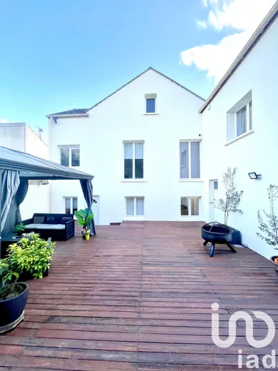 Pavillon à Bondy (93140)