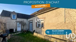 Village house at Maillot (89100)