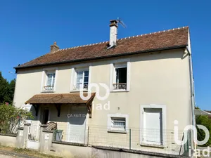 Village house at Champdeuil (77390)