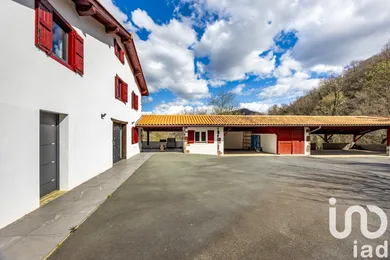 Traditional house in Ossès (64780)