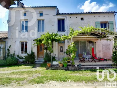 Maison à rouillac (16170)