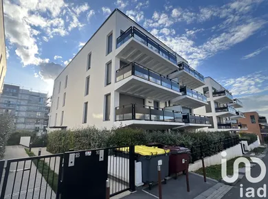 Apartment in Lagny-sur-Marne (77400)