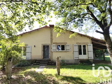 Maison à Chef-Boutonne (79110)