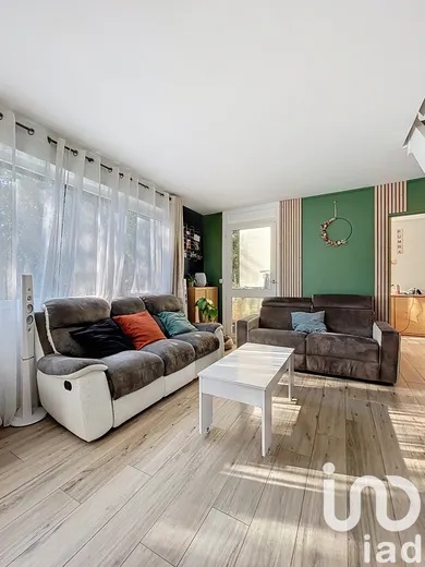 Apartment in Brie-Comte-Robert (77170)