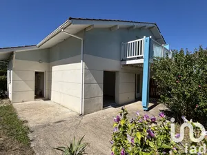 House at Lanton (33138)