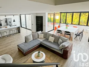 Maison à Créteil (94000)