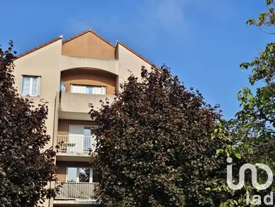 Apartment in Troyes (10000)