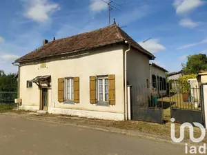 Maison de village à Précy-Saint-Martin (10500)