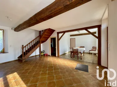 Maison à Savigny-sur-Clairis (89150)
