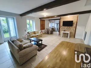 Village house at Châtenay-sur-Seine (77126)