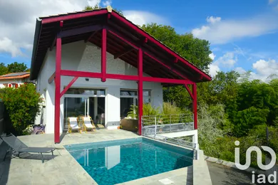 House at Bassussarry (64200)